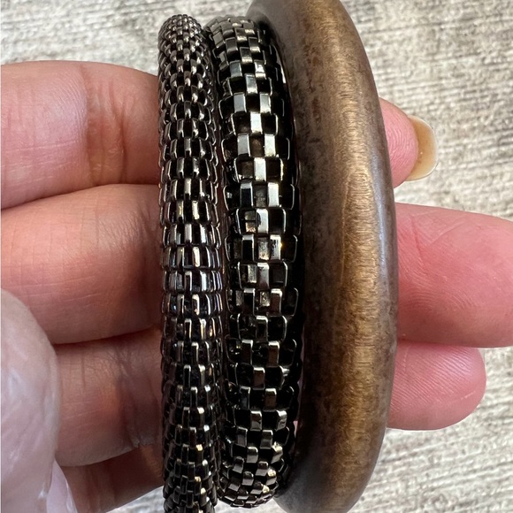 💥3 for $18💥 bracelets/bangles bundle - Picture 4 of 5